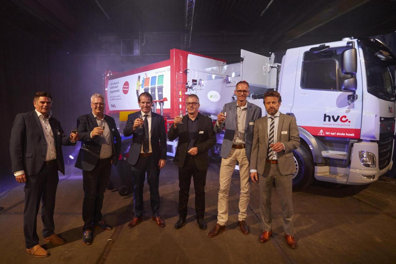 VDL présente le premier véhicule électrique de collecte de déchets